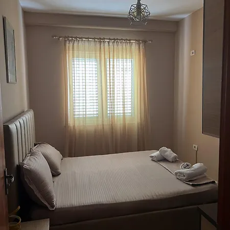 Sea Breeze Appartamento Durrës