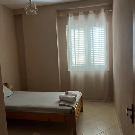 Sea Breeze Appartamento Durrës